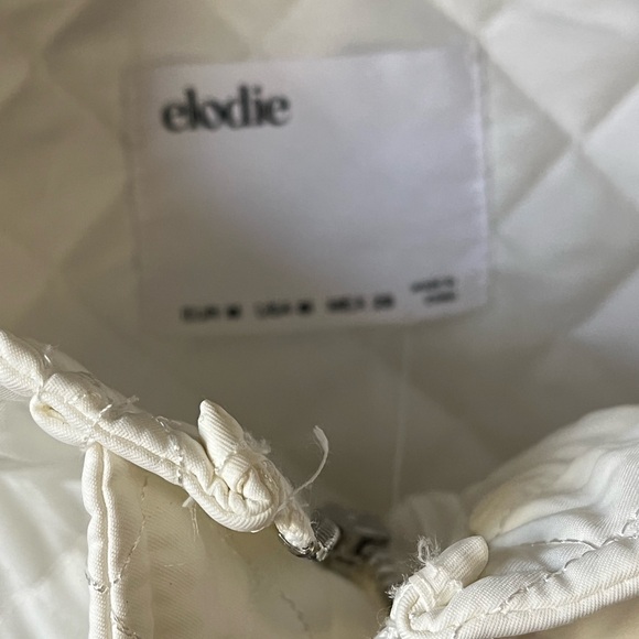 elodie Nordstrom rack off white cropped quilted jacket. Women’s size Med. NWT - Picture 2 of 7